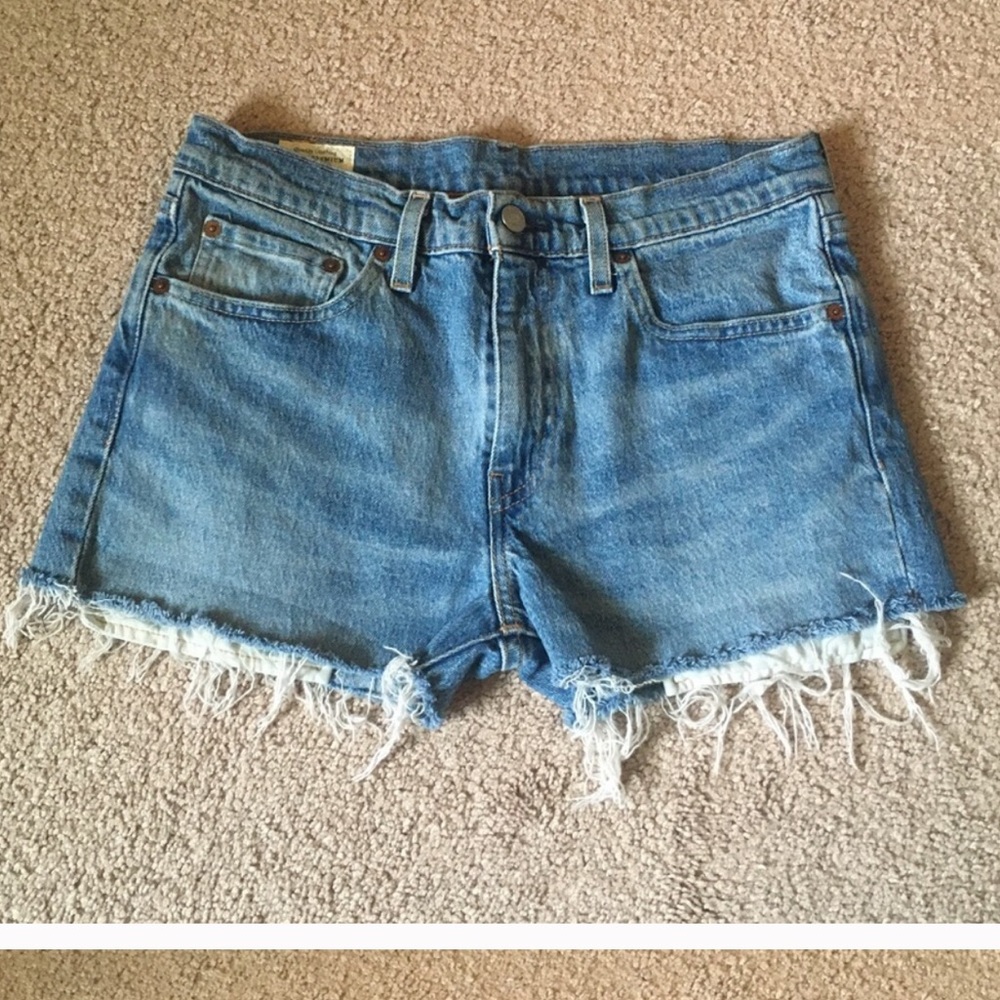 Levi’s denim shorts